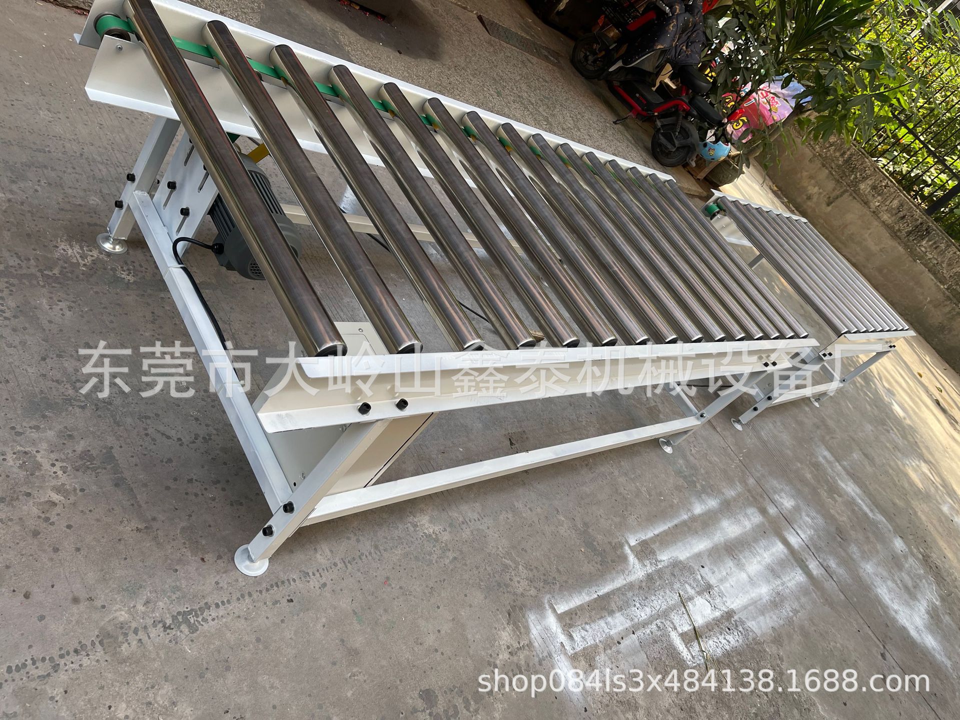 开运体育控股有限公司机械育秧正当时壮苗夯实丰收基开发区水稻生产彰显科技活力 开运体育控股有限公司机械育秧正当时壮苗夯实丰收基开发区水稻生产彰显科技活力