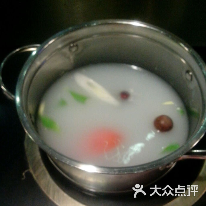 汤响自助回转火锅